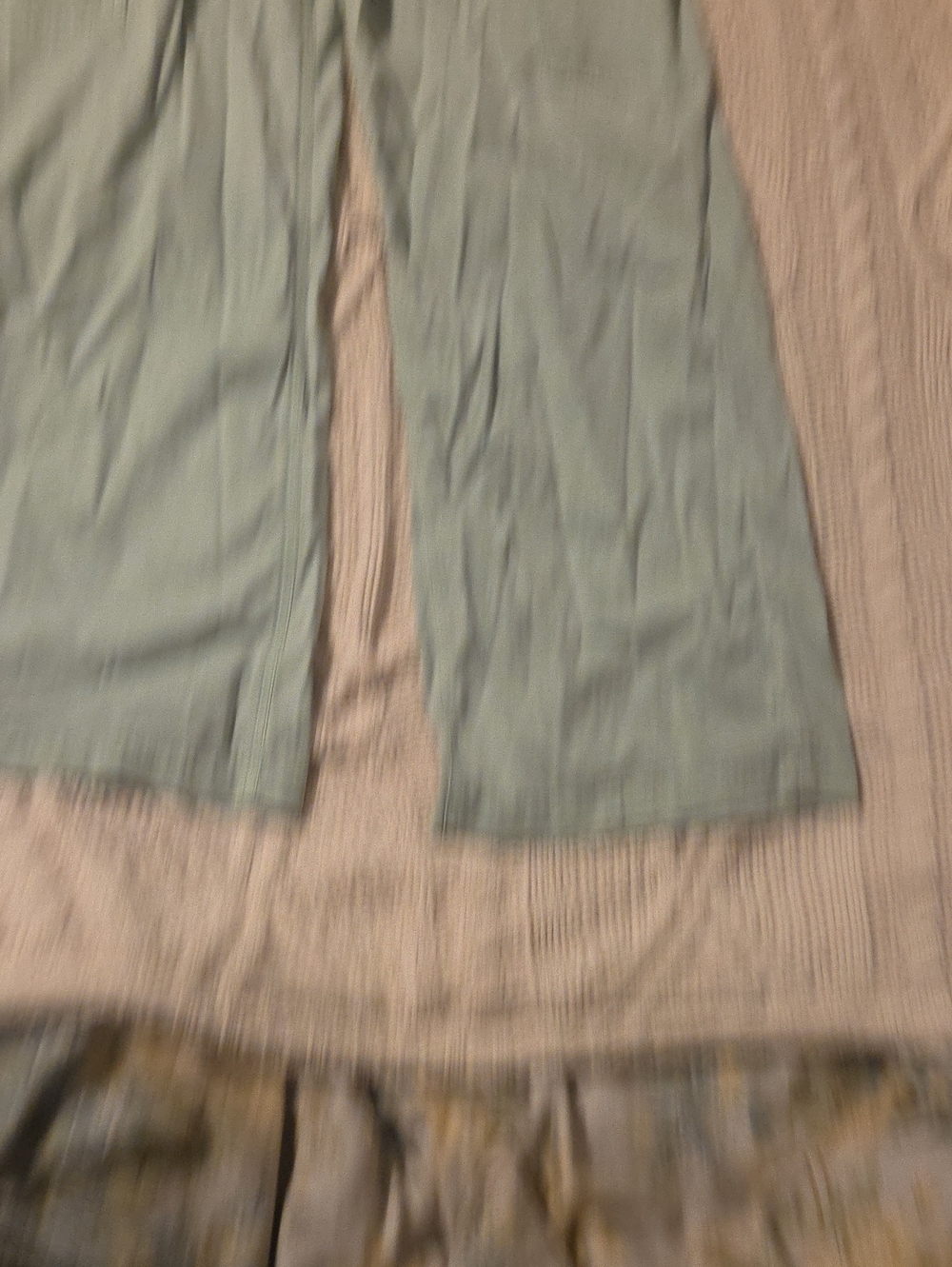 American Eagle Outfitters Wide-Leg Pants in Sage